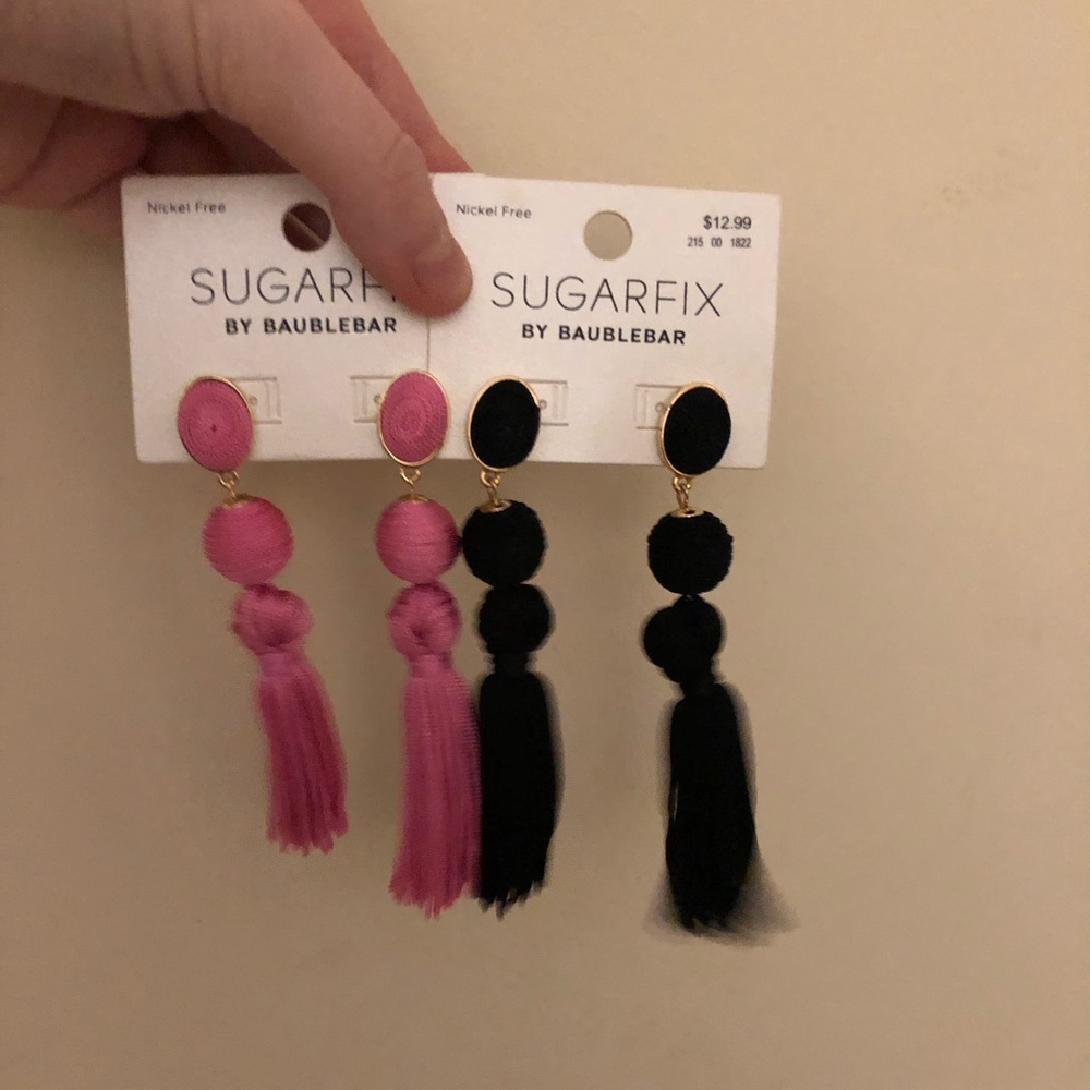 Earings - Picture 3 of 3